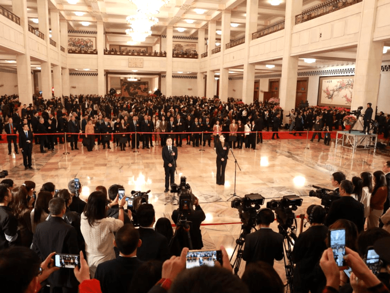 大陸十四屆全國人大四次會議舉行第二場「代表通道」集中採訪活動